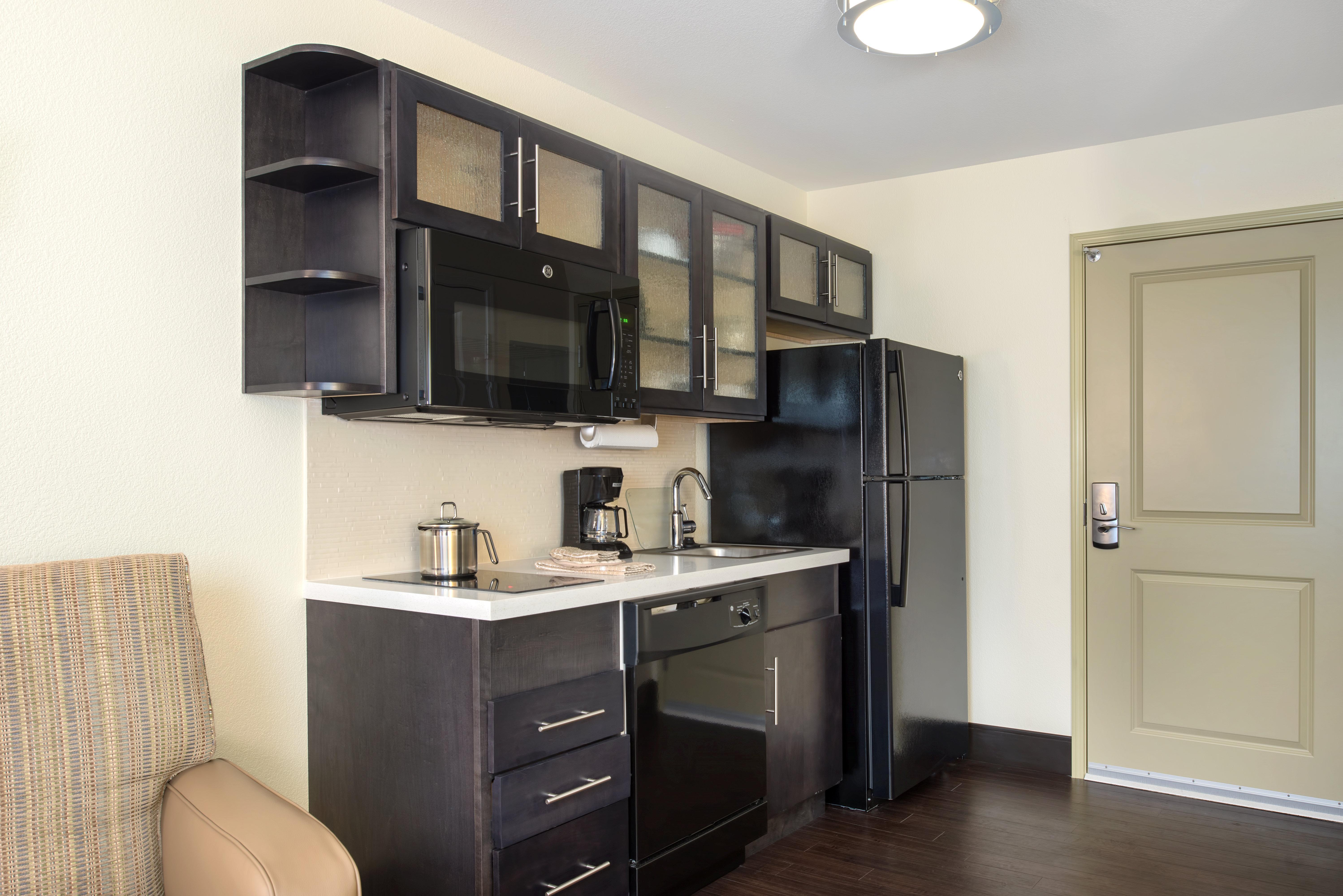 Candlewood Suites Columbia Hwy 63 & I-70 By Ihg Exterior photo